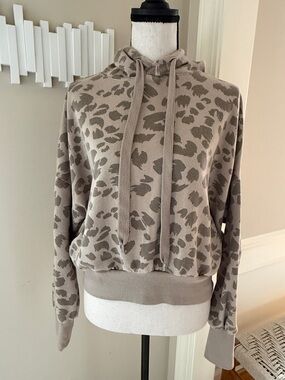 SAGE Collective Leopard Print Hoodie Medium Taupe Gray Cropped Pullover